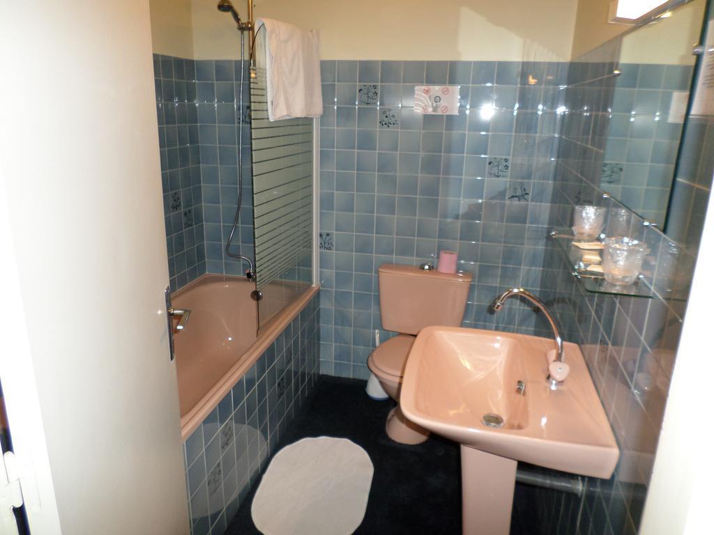 Hotel Du Littoral Camoël Pokoj fotografie